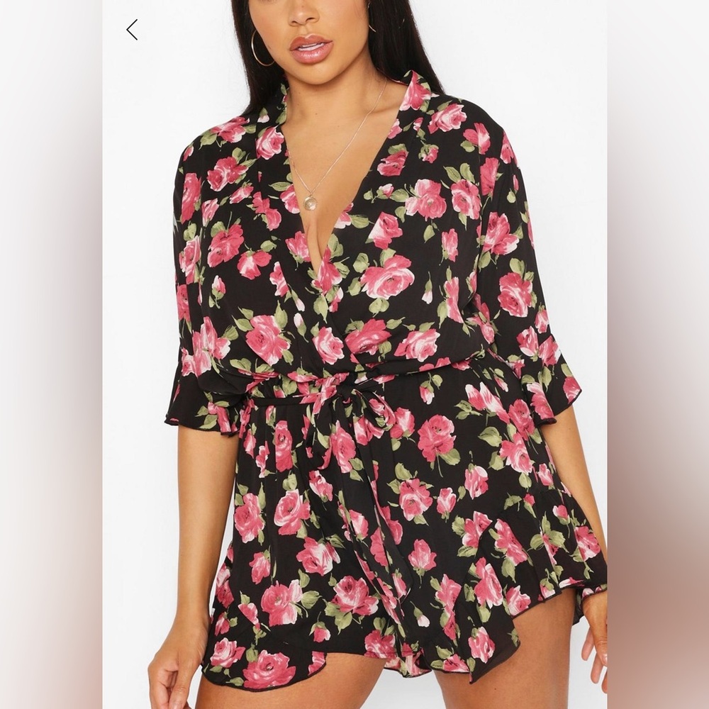 PLUS ROSE FLORAL RUFFLE TIE ROMPER – SIZE 24 – BOOHOO PLUS